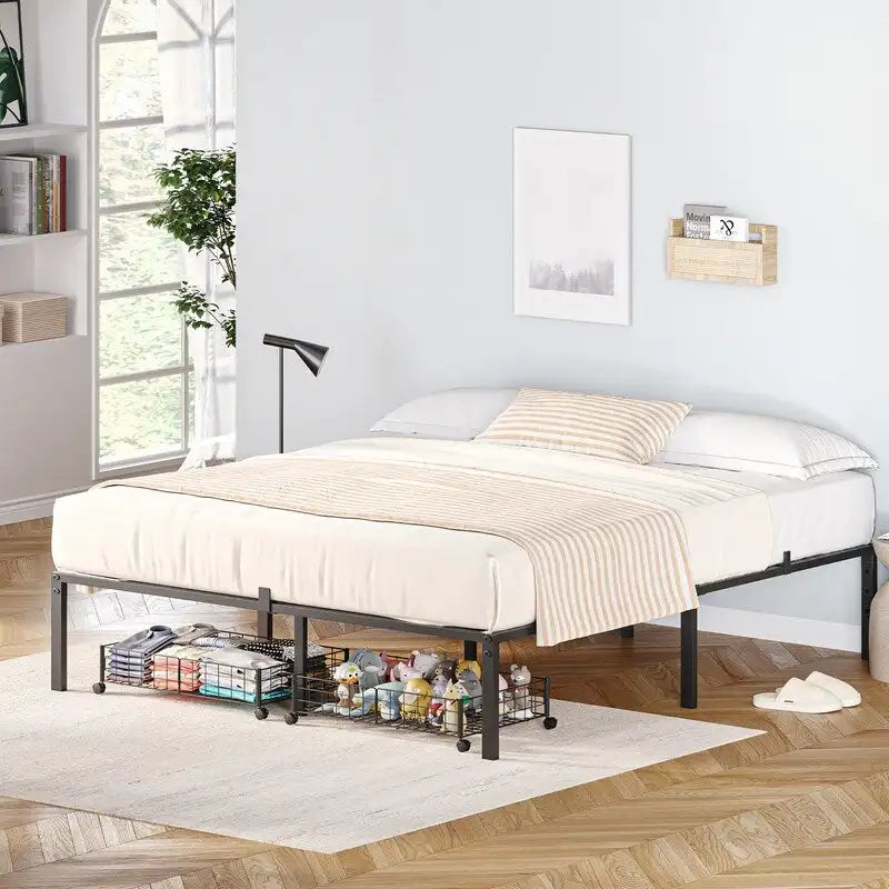 Rolling Under-Bed Storage Basket with Lockable Wheels